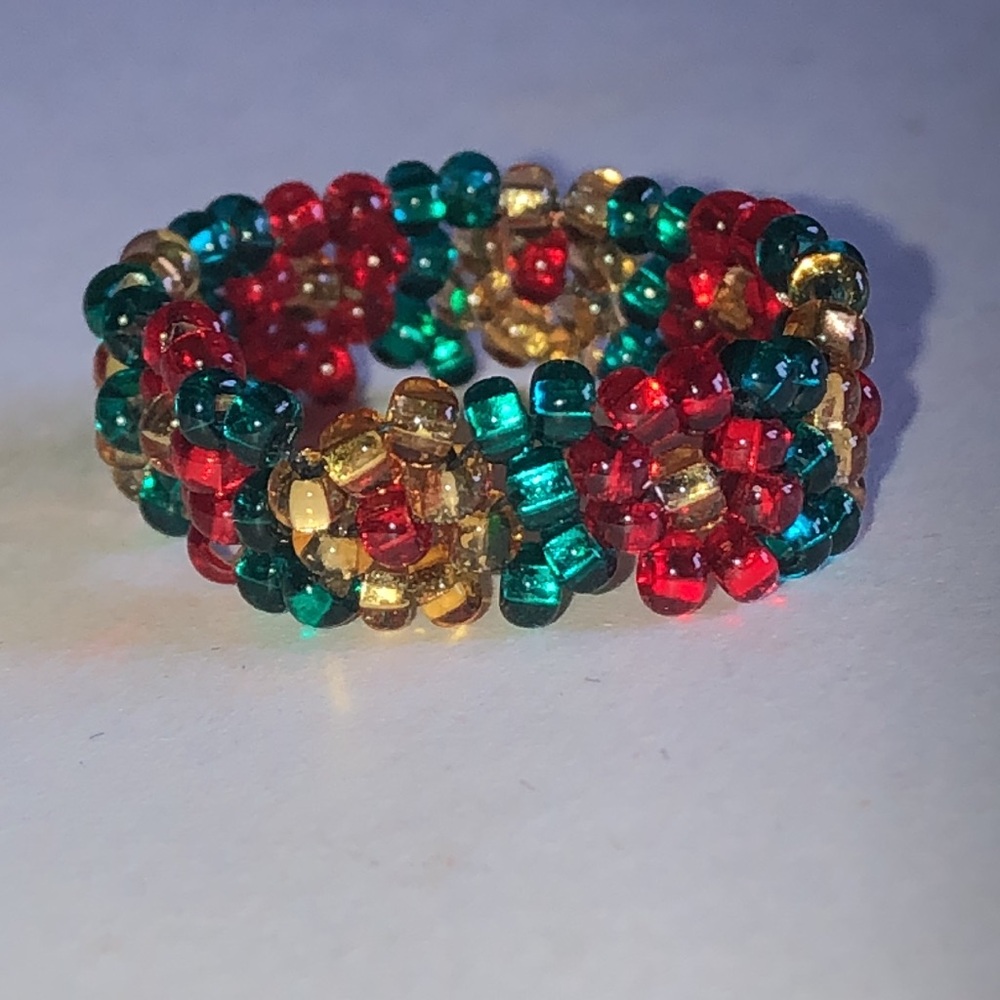 Beaded Floral Stretch Ring in Red, Green & Yellow